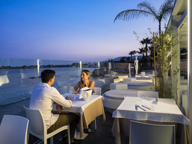 White Bay Resort