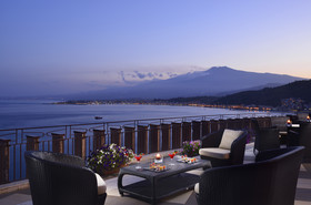 UNAHOTELS Capotaormina