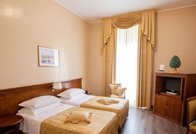 Excelsior Palace Hotel