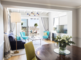 La Maladrina Apartments & Suites
