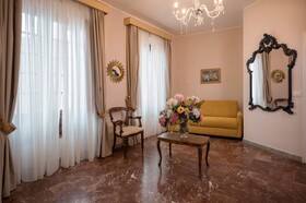 Porta di Mezzo Luxury B&B