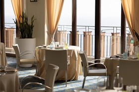 UNAHOTELS Capotaormina
