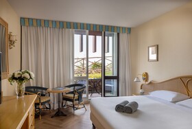 UNAHOTELS Capotaormina