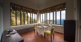 Villa Mon Repos