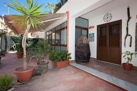 Kunesias B&B