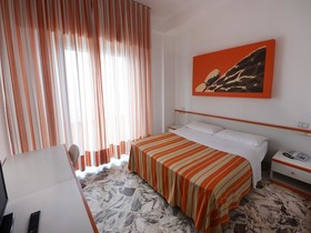 Palm Beach Hotel