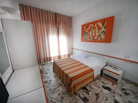 Palm Beach Hotel
