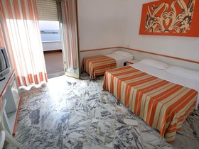 Palm Beach Hotel