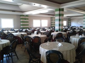 Perla del Golfo Resort