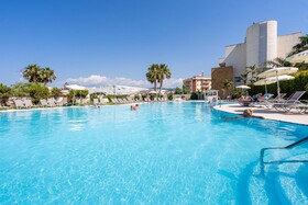 Capo Peloro Resort