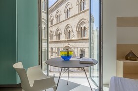 Fiveplace Design Suite & Apartments