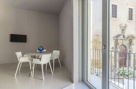 Fiveplace Design Suite & Apartments