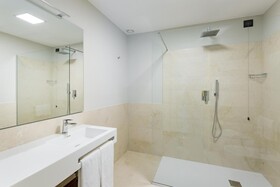 Room of Andrea