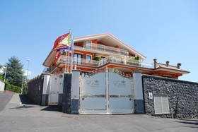 Etna Royal View
