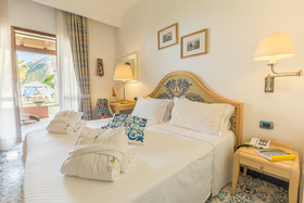 Hotel Eros