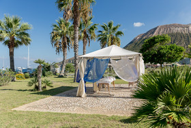 Hotel Eros