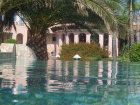 Hotel Eros