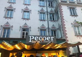 Pepper Lounge & Suite