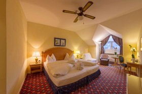 Alpine-City-Wellness Hotel Dominik