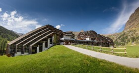 Blu Senales Family & Active Resort