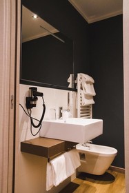 B612 Hotel
