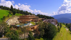 Tratterhof Mountain Sky Hotel