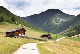Tratterhof Mountain Sky Hotel