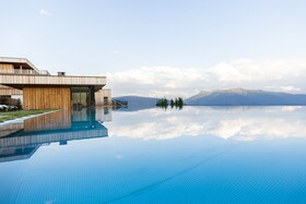 Tratterhof Mountain Sky Hotel