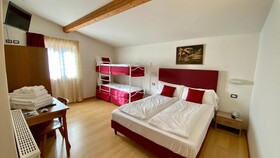 Hotel Casteluce