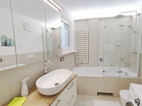 Vidora Apartments