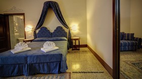 Hotel Portici