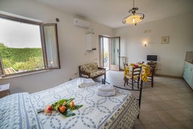 Casa Vacanze  B & B Santa Caterina