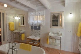Villa Lucchesi