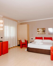 Together Florence Inn