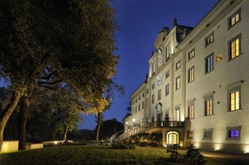 Villa le Maschere UNA Esperienze