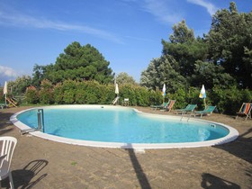 Agriturismo Serra di Sotto