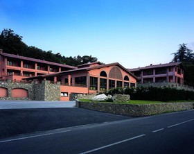 Country Meridiana