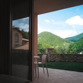 Country Meridiana