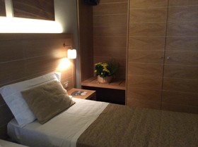 Country Meridiana