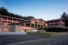 Country Meridiana