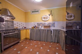 Villa Anna Montebello With Pool