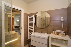 M2 Hotel