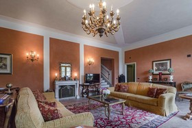 Coselli's Luxury Villas
