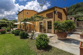 Coselli's Luxury Villas