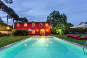 Coselli's Luxury Villas