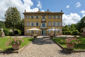 Coselli's Luxury Villas