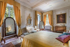 Coselli's Luxury Villas