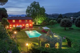 Coselli's Luxury Villas