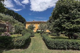 Coselli's Luxury Villas