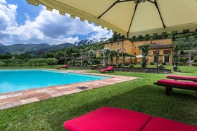 Coselli's Luxury Villas